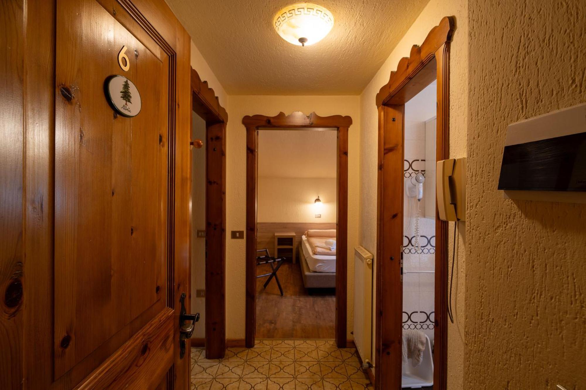Residence L'Arcobi Livigno Exteriör bild